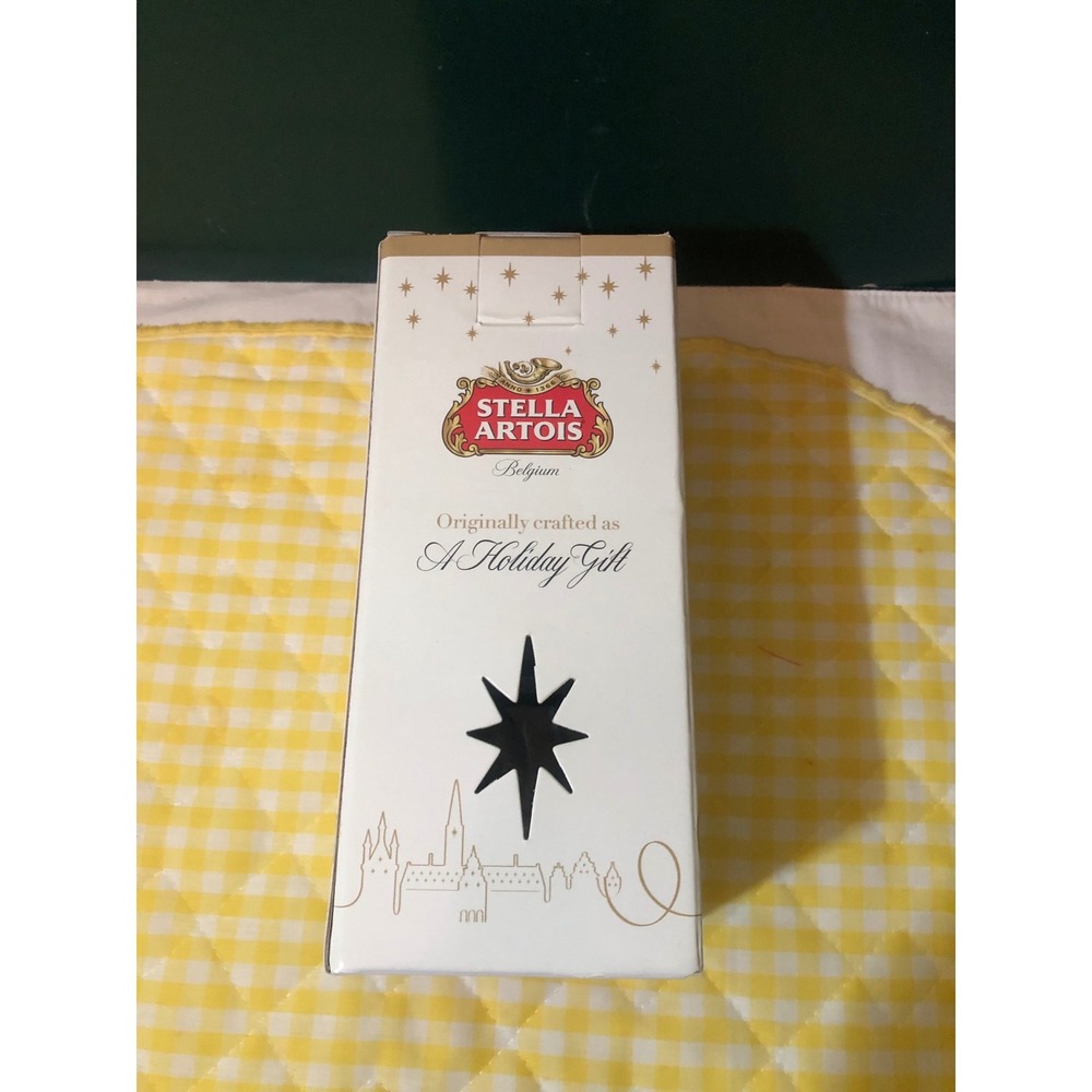 Stella Artois Holiday Chalice Limited Edition Gold Rim Beer Glass 2015 Boxed